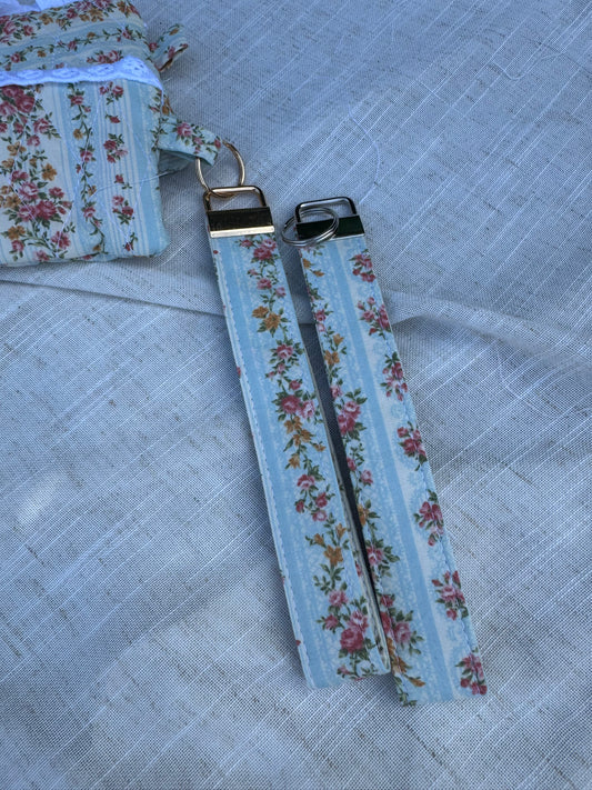 Heirloom Rose Coin Purse+Wristlet