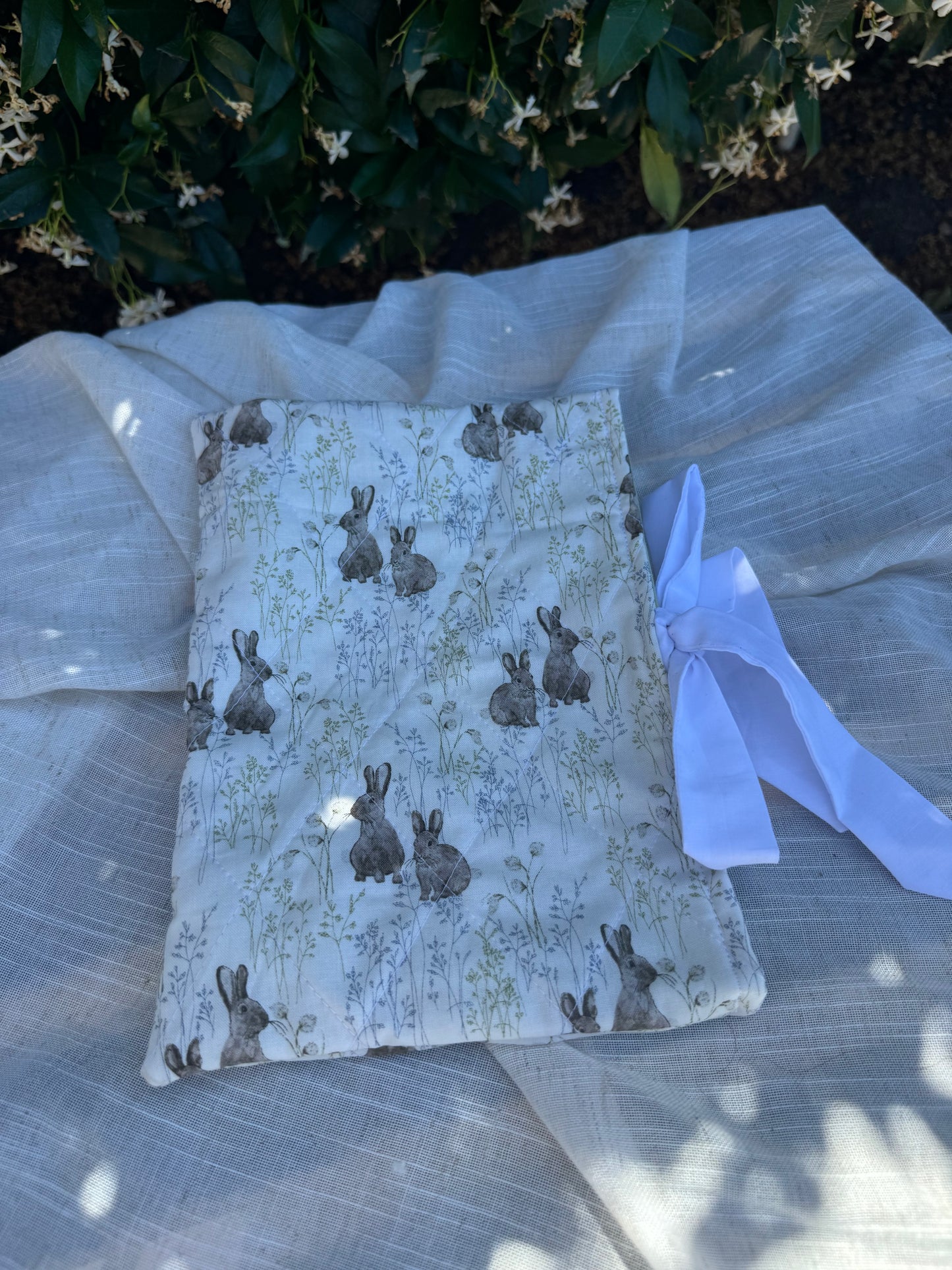 Field Bunny Print Large Book Sleeve