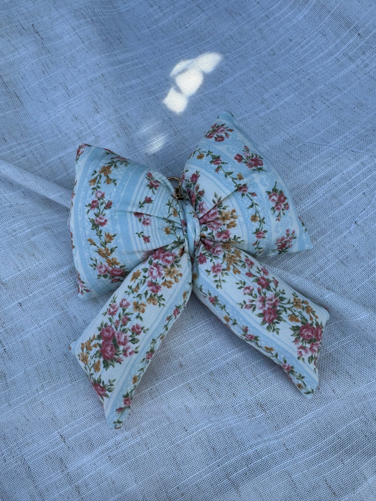 Heirloom Rose Bow Bag Charm