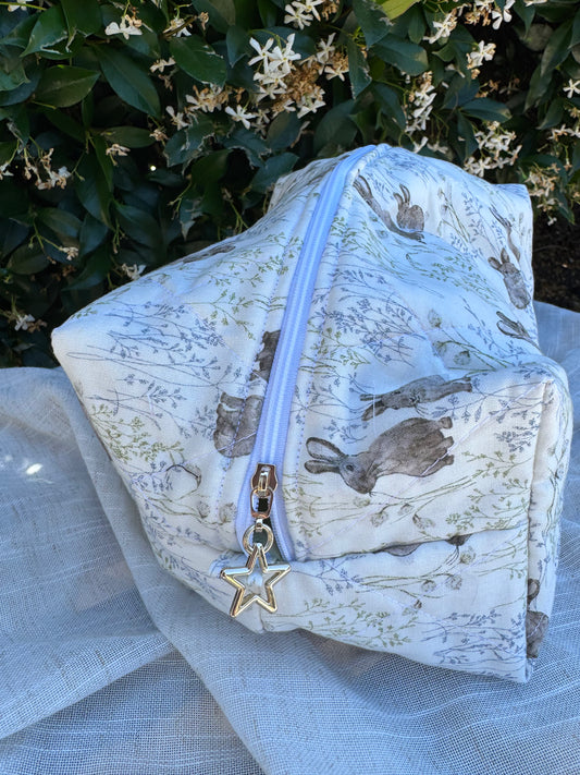 Field Bunny Print Large Quilted Makeup Bag