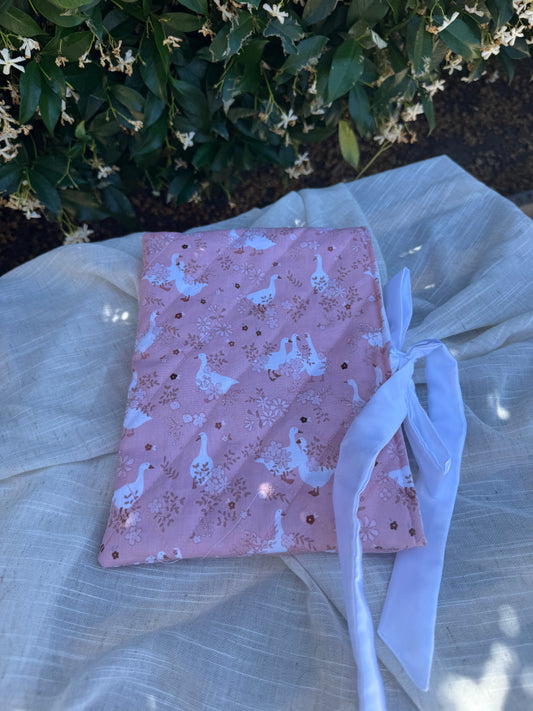 Goose Pond Floral Medium Book Sleeve