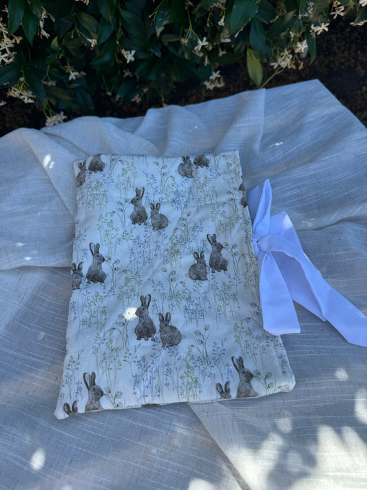 Field Bunny Print Large Book Sleeve